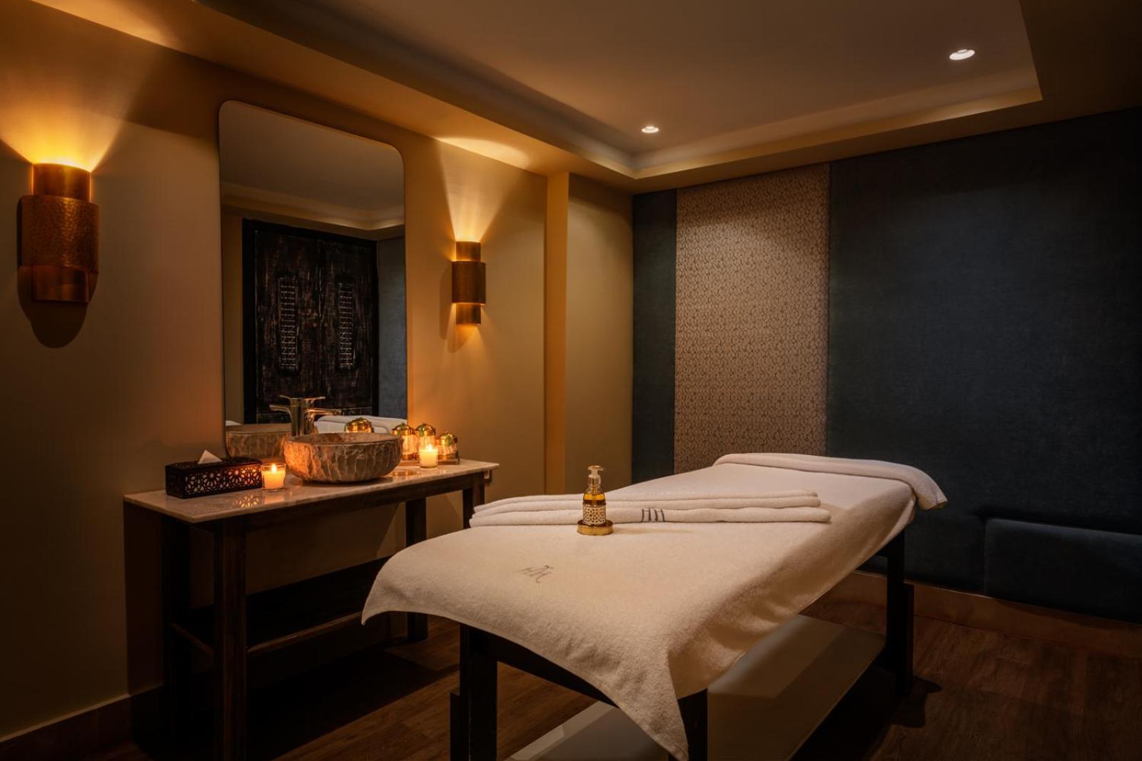 Hivernage Hotel & Spa Marrakesh Exterior foto A treatment room at the spa