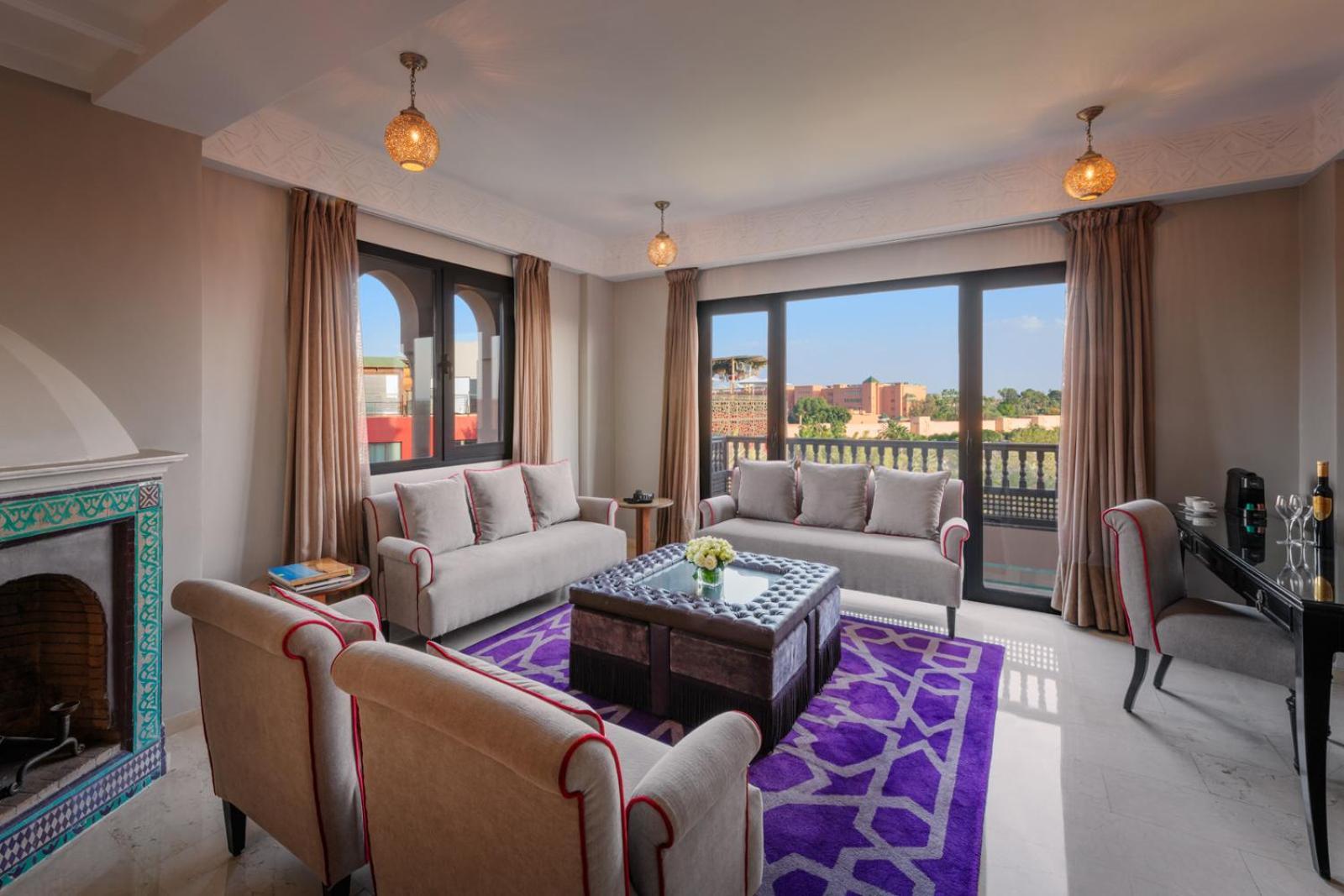 Hivernage Hotel & Spa Marrakesh Exterior foto A living room at the hotel